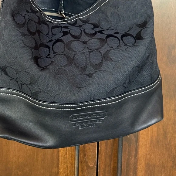 ⚜️ COACH Signature Canvas & Leather Hobo Black Excellent condition ⚜️ - Picture 2 of 16